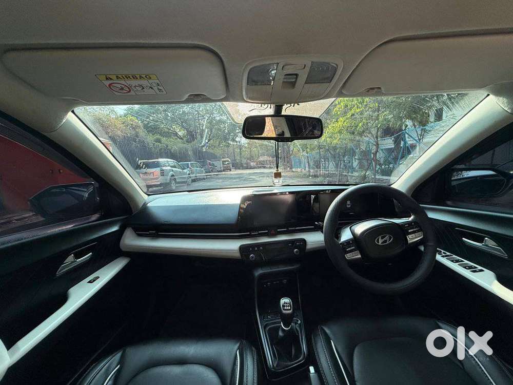 Hyundai Verna 1.5 Mpi Mt Sx (o), 2023, Petrol