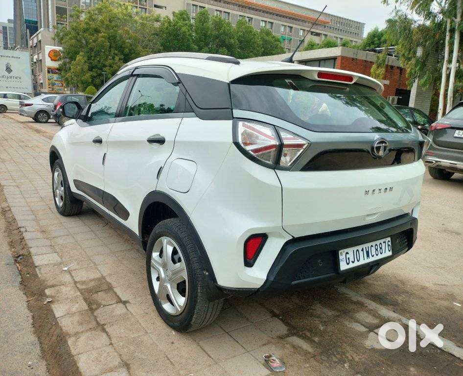 Tata Nexon 1.2 Revotron Xm Plus (s), 2021, Petrol