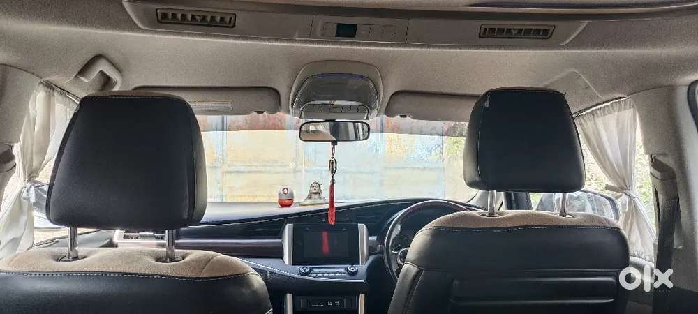 Toyota Innova Crysta 2017