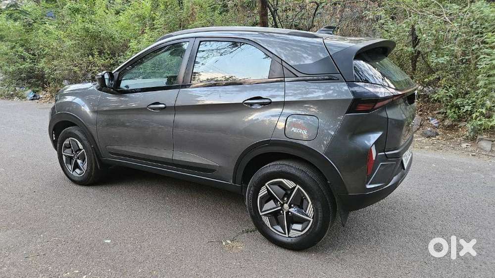 Tata Nexon Creative Plus 1.2 Revotron Petrol 6 Amt, 2024, Petrol