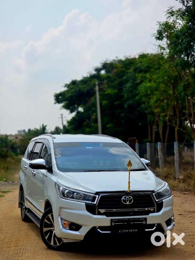 Toyota Innova Crysta 2025 Diesel 7-seater