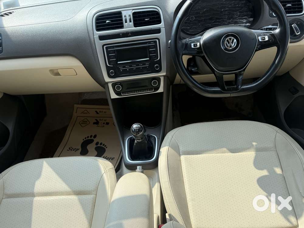 Volkswagen Vento 1.2 Highline Plus At 16 Alloy, 2016, Petrol