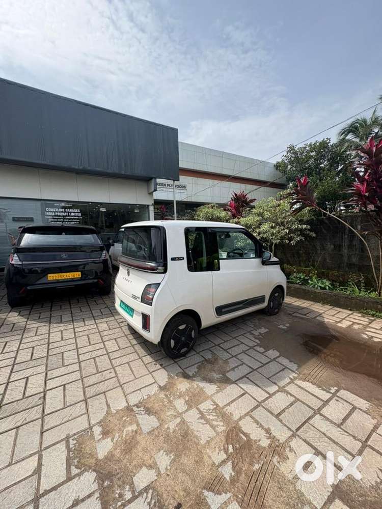 Mg Comet Ev 2025 Electric 17000 Km Driven