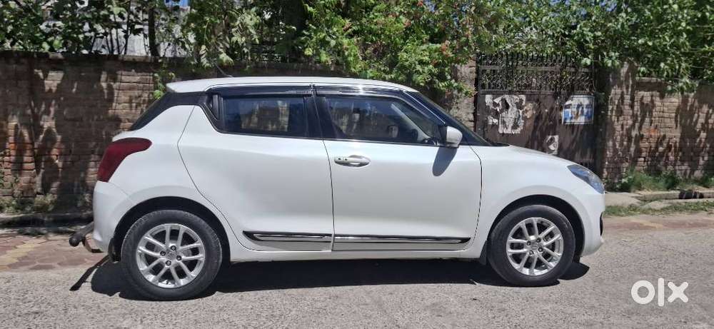 Maruti Suzuki Swift Vvt Zxi, 2023, Petrol