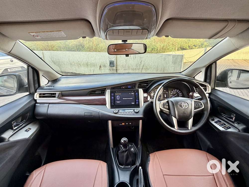 Toyota Innova Crysta 2.4 V 8 Str, 2016, Diesel