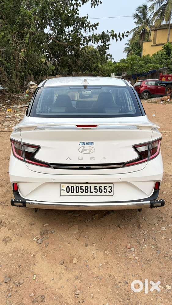 Hyundai Aura Sx (o) Manual, 2023, Petrol