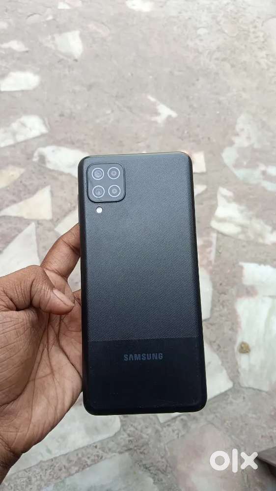 Galaxy m12