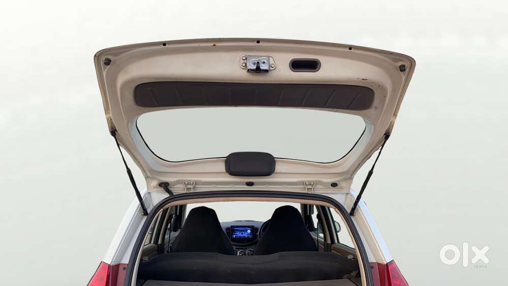 Hyundai I10 Magna 1.1l, 2013, Cng & Hybrids
