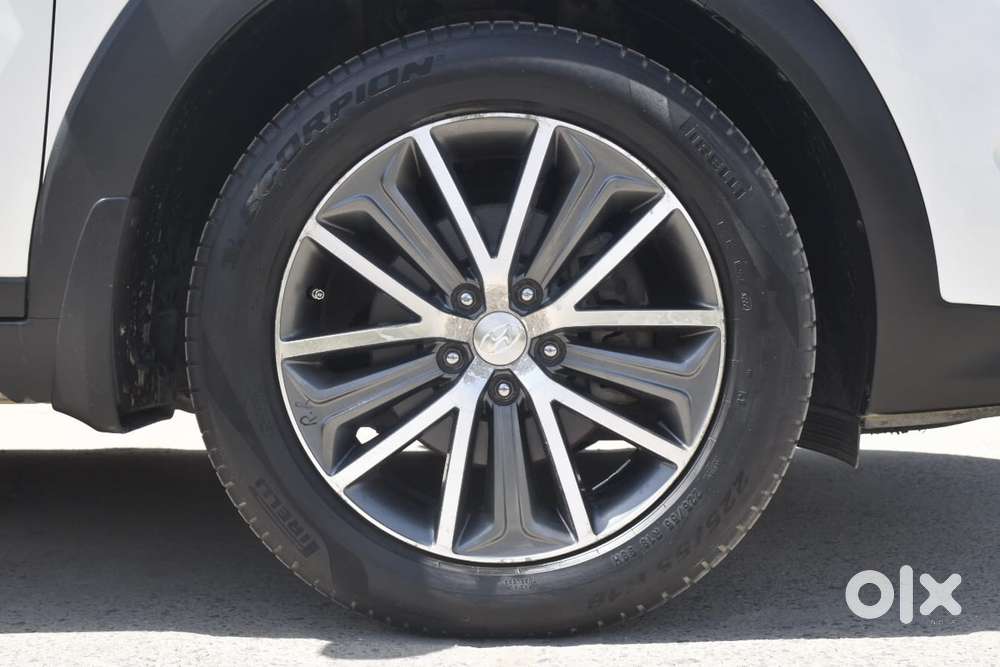 Hyundai Tucson 2.0 Gl 2wd Petrol At, 2017, Petrol