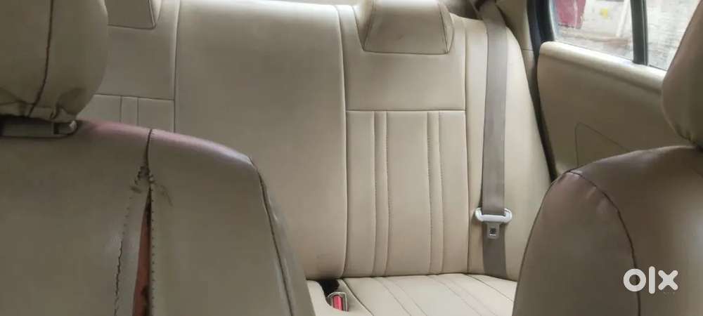 Maruti Suzuki Dzire 2015
