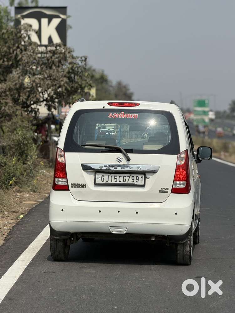 Maruti Suzuki Wagon R Amt Vxi Option, 2017, Petrol