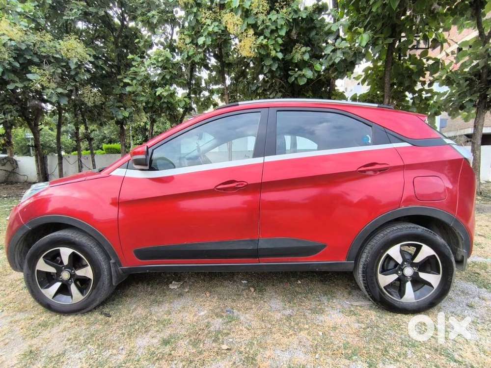Tata Nexon Xz Plus Luxs, 2017, Petrol