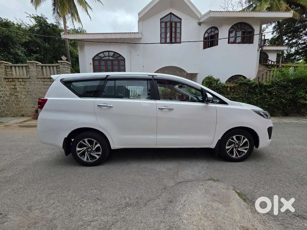Toyota Innova Crysta 2.4 Gx Limited Edition At 7 Str, 2021, Diesel
