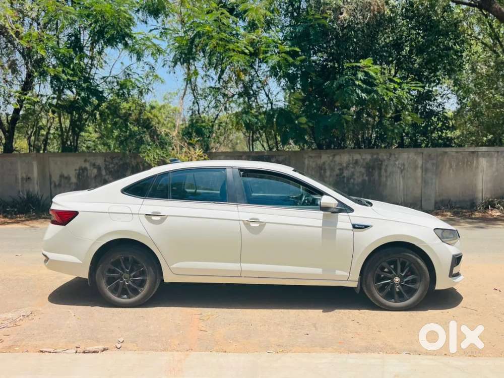 Skoda Slavia Ambition 1.0l Tsi Mt, 2022, Petrol