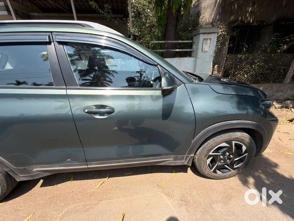 Kia Sonet 2024 Petrol Well Maintained