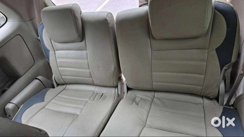 Toyota Innova 2012 Diesel Well Maintained
