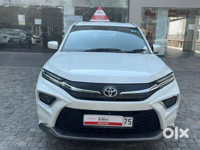 Toyota Urban Cruiser Hyryder 1.5 V Hybrid, 2024, Petrol