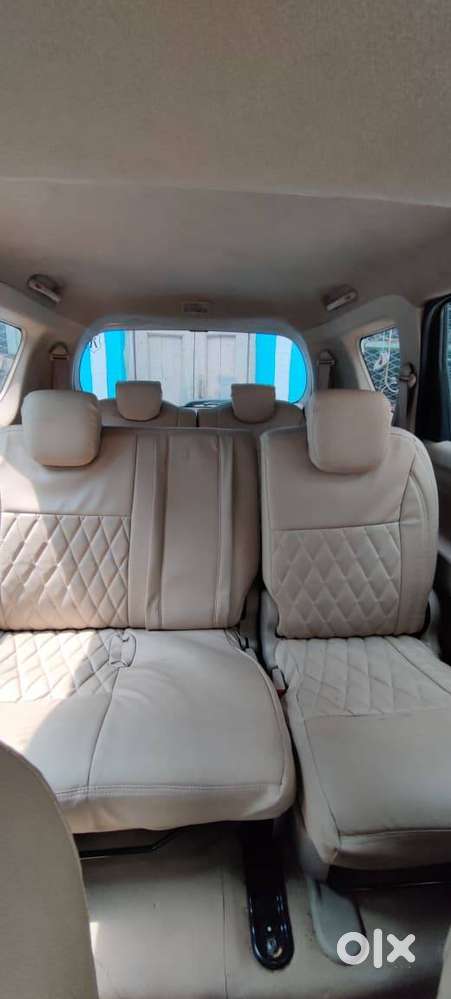 Ertiga Zxi Plus Top Model