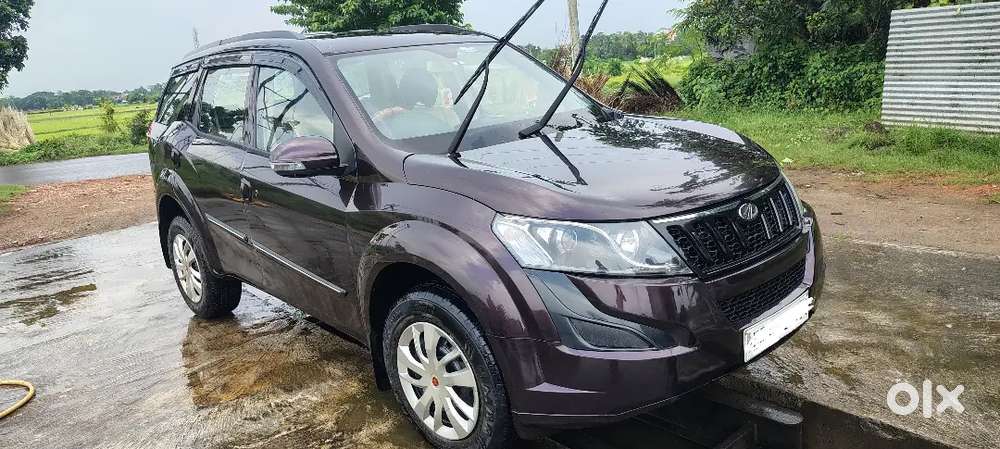 Mahindra Xuv500 Diesel 2017(private Car)