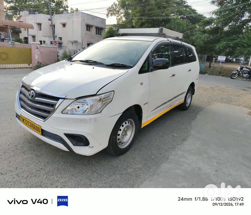 Toyota Innova 2.5 G (diesel) 8 Seater Bs Iv, 2012, Diesel
