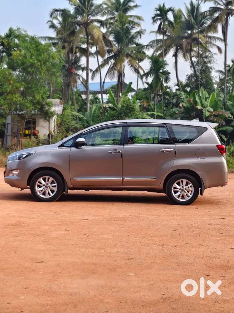 2017-2018 Model Toyota Innova Crysta V Manual For Sale