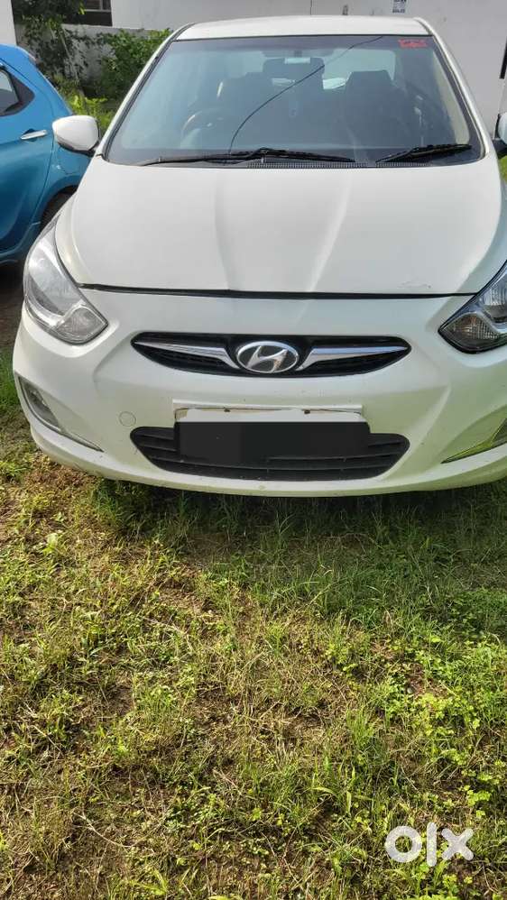 Hyundai Verna Fluidic 2012 Diesel Manual 220000 Km
