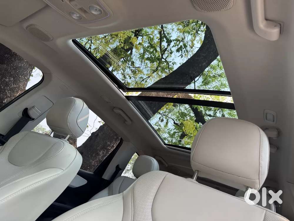 Mahindra Xuv700 2.2 Ax 7 Diesel At Luxury Pack Str Awd, 2024, Diesel