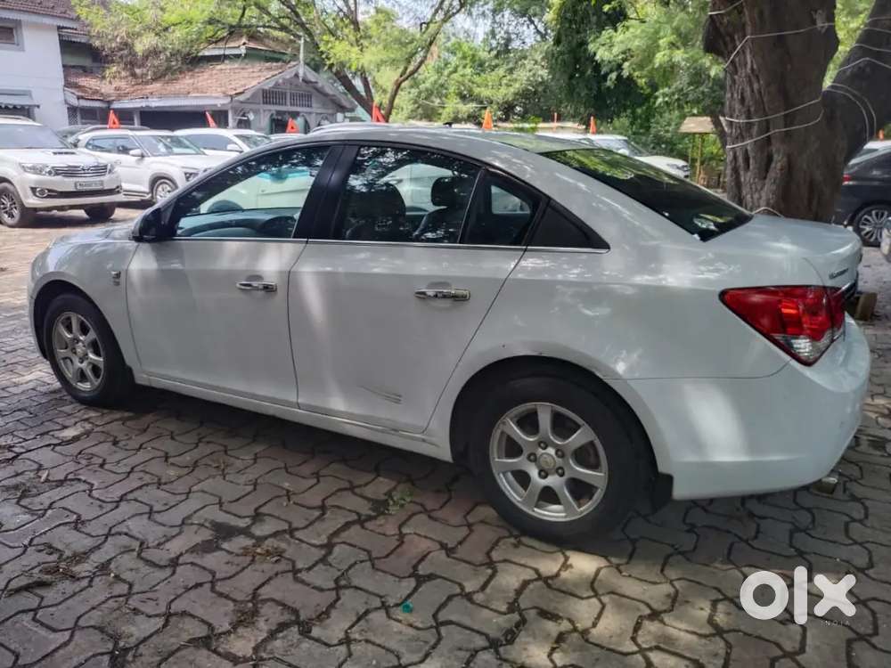 Chevrolet Cruze 2011 Diesel Well Maintained