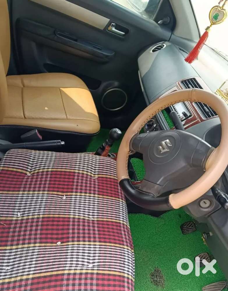 Maruti Suzuki Swift 2010 Diesel 82000 Km Driven
