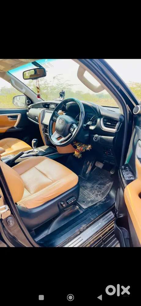 Toyota Fortuner Legender 4x4 At 2020