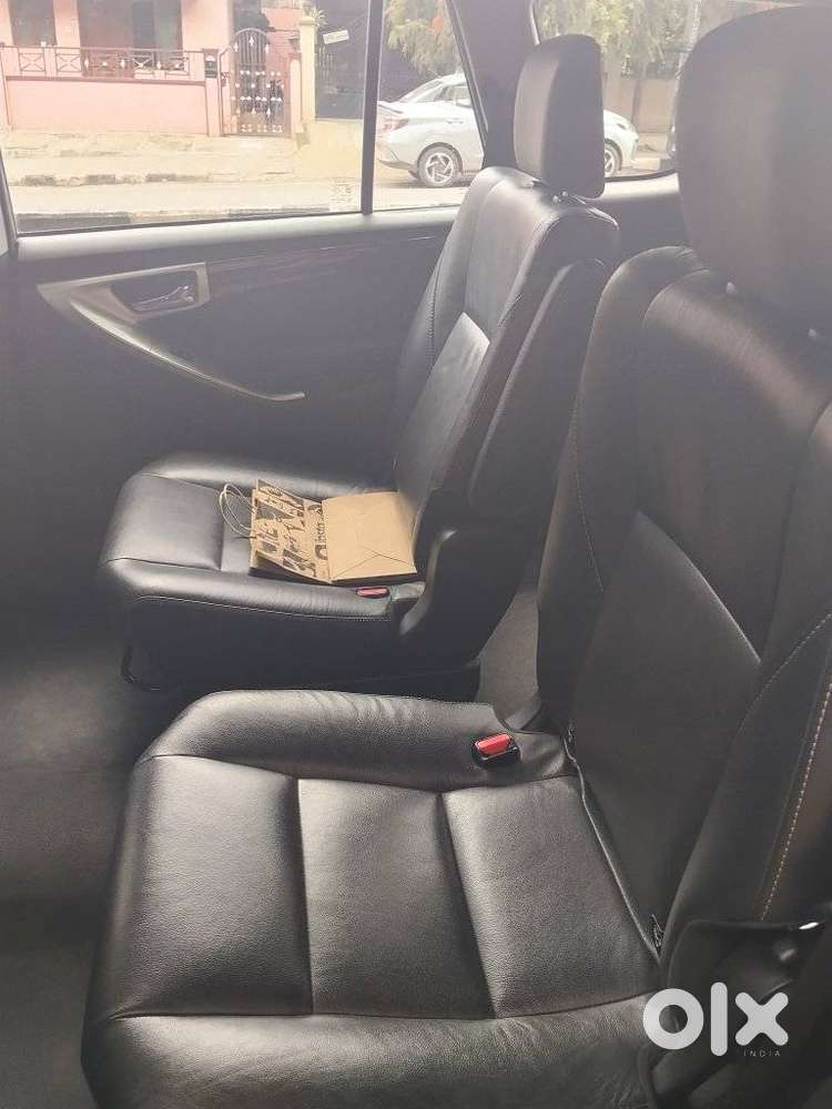 Toyota Innova Crysta 2.8 Z, 2017, Diesel