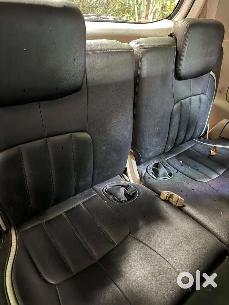 Toyota Innova 2.5 G 8 Seater 2011