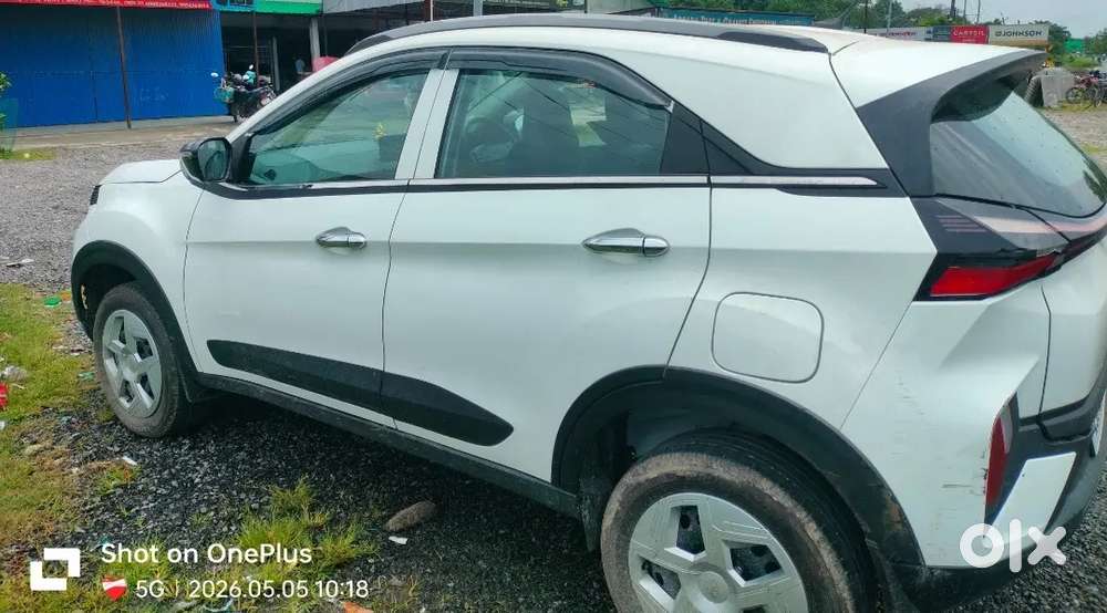 Tata Nexon Petrol 2025