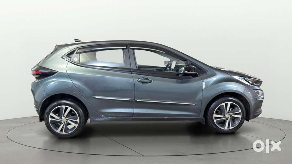 Tata Altroz Xza Plus (s), 2023, Petrol