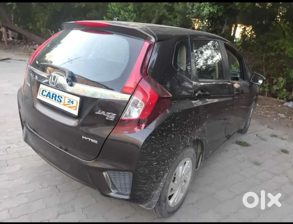 Honda Jazz 2015 Petrol 68000 Km Driven