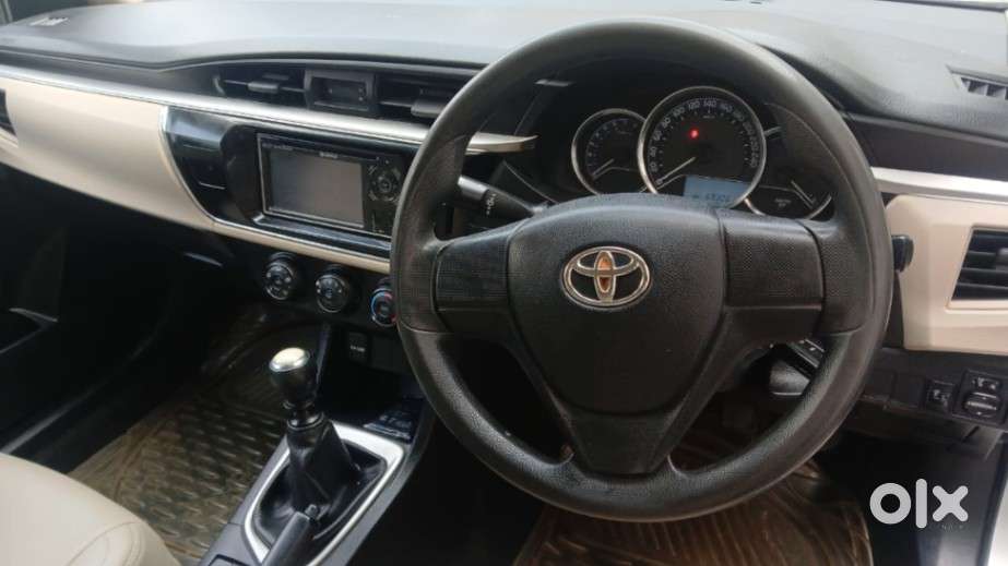 Toyota Corolla Altis Vl, 2014, Petrol