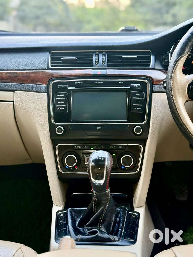 Skoda Superb 2013-2015 Elegance 1.8 Tsi Mt, 2013, Petrol