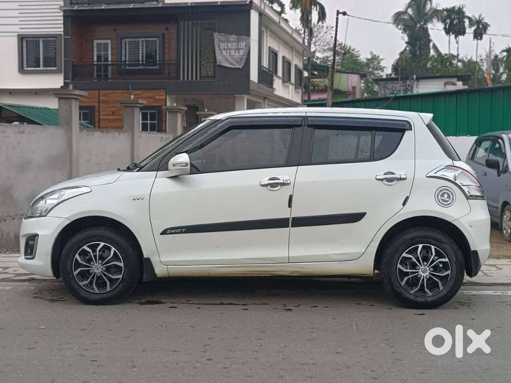 Maruti Suzuki Swift 1.2 Vxi (o), 2016, Petrol