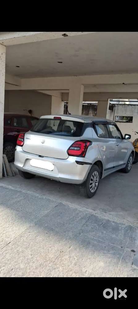 Maruti Suzuki Swift Vxi 2021