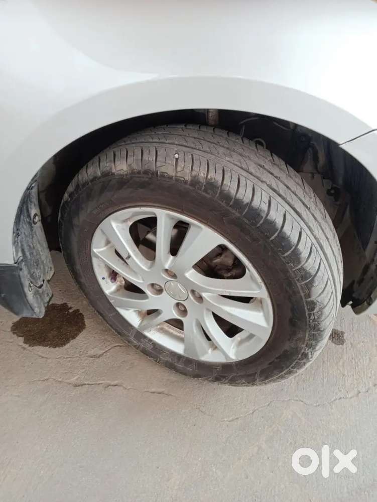 Maruti Suzuki Swift 2013