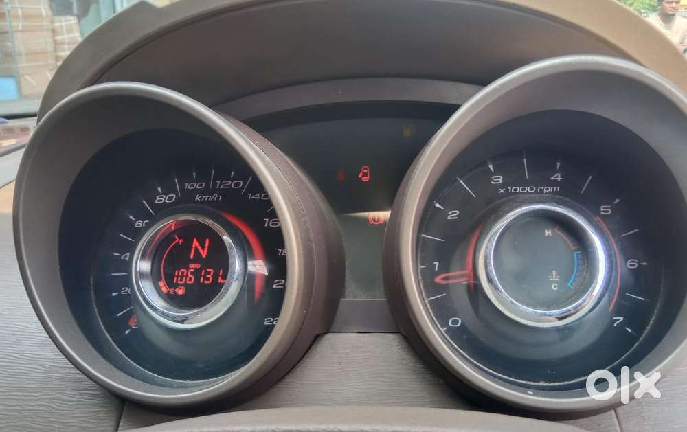 Mahindra Xuv500 2011-2015 W6 2wd, 2015, Diesel