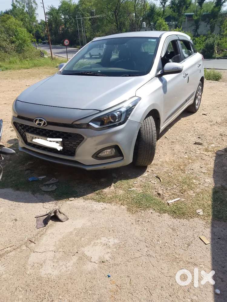 Hyundai Elite I20 2018 Diesel 90300 Km Driven