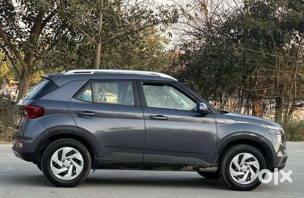 Hyundai Venue S, 2020, Petrol