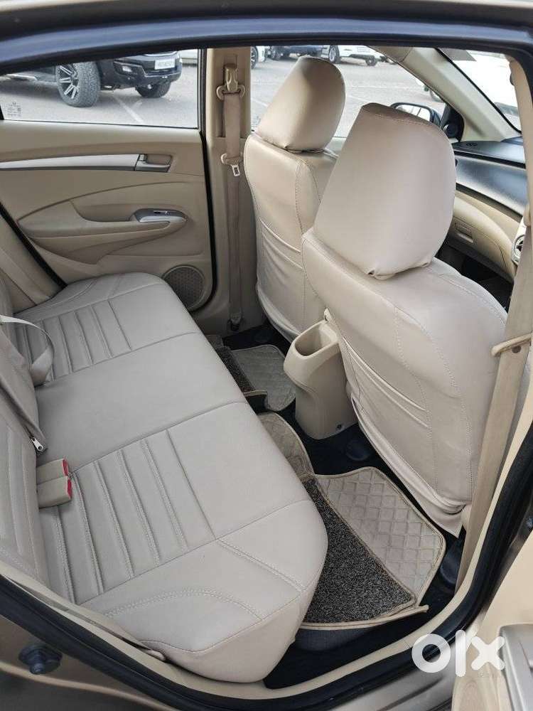 Honda City 2011-2013 V At Exclusive, 2010, Petrol