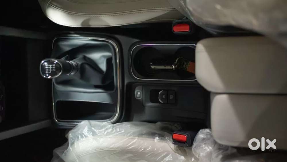 Mahindra Thar Roxx, 2025, Diesel