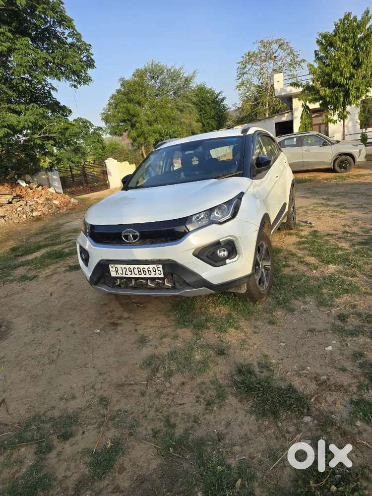 Tata Nexon 2023 Petrol 45000 Km Driven