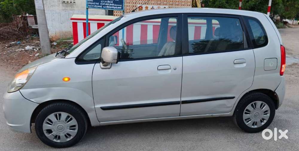 Maruti Suzuki Zen Estilo Vxi Bsiv, 2010, Petrol