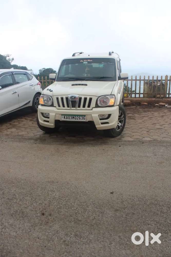 Mahindra Scorpio Classic 2012 Diesel Manual