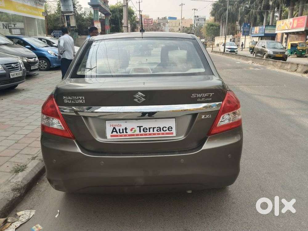 Maruti Suzuki Swift Dzire 1.2 Zxi Bsiv, 2016, Petrol