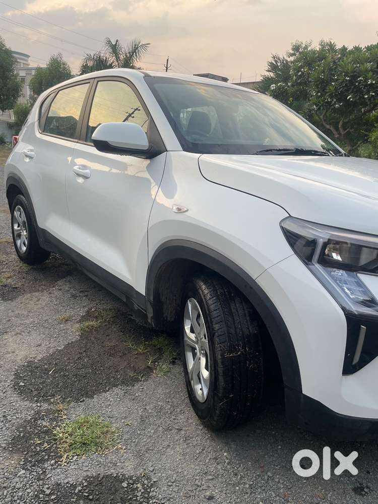 Kia Sonet Petrol 2026